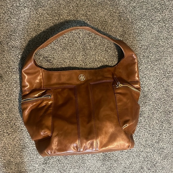 Tory Burch leather handbag - Picture 2 of 7